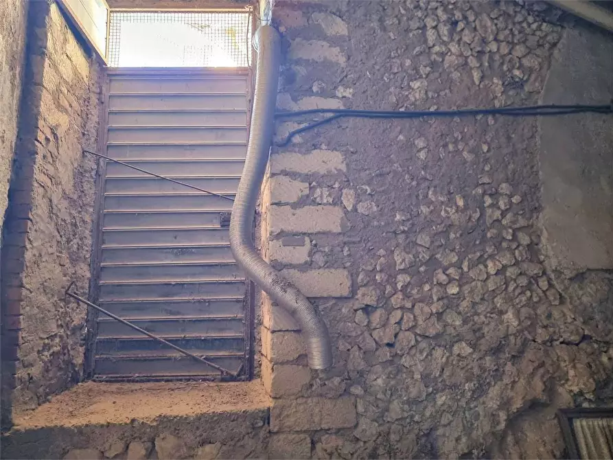 Immagine 22 di Casa indipendente in vendita  a Serradifalco