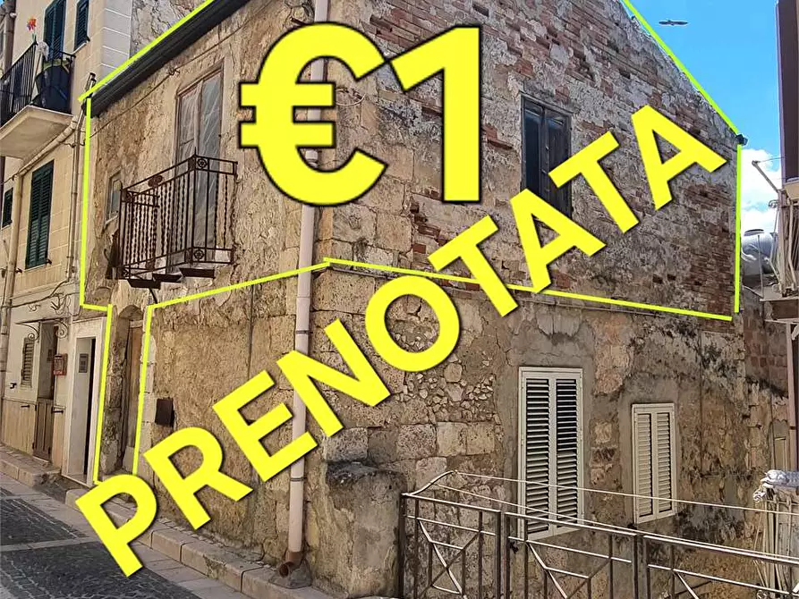 Immagine 1 di Appartamento in vendita  a Mussomeli