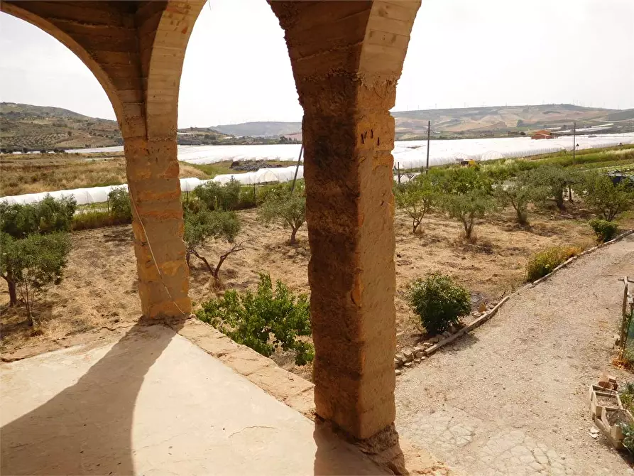 Immagine 24 di Rustico / casale in vendita  in SP 115 a Favara