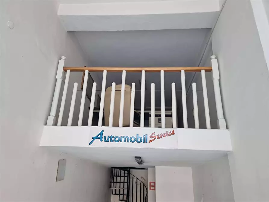 Immagine 8 di Ufficio in vendita  a Agrigento