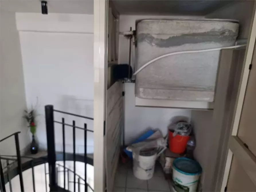 Immagine 11 di Ufficio in vendita  a Agrigento