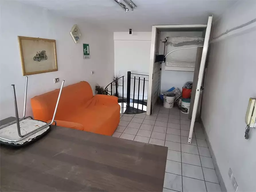 Immagine 13 di Ufficio in vendita  a Agrigento