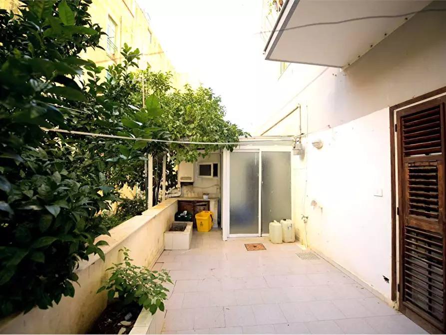 Immagine 12 di Trilocale in vendita  in Via Acrone a Agrigento