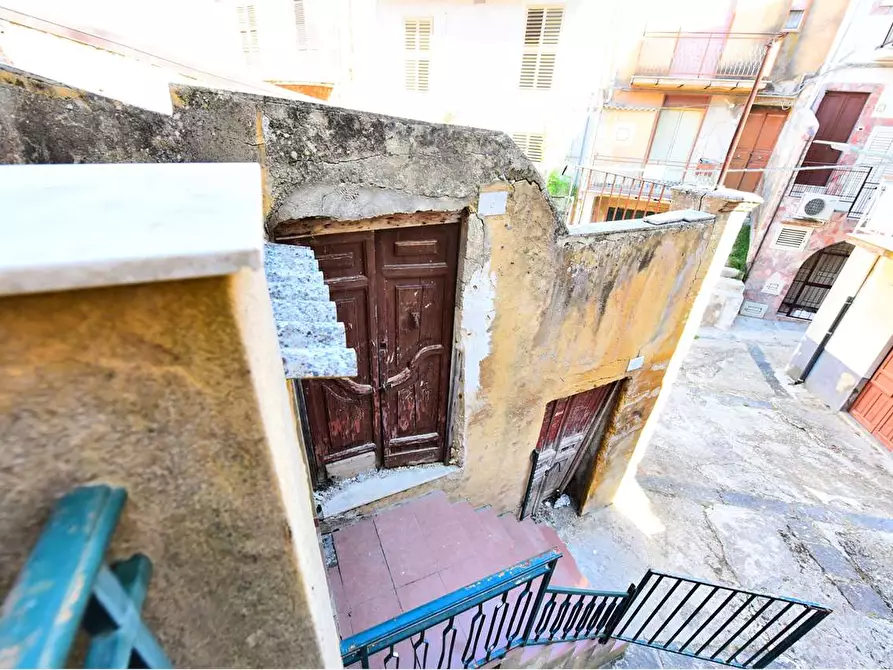 Immagine 18 di Quadrilocale in affitto  in Vicolo Saccomano 6 a Naro