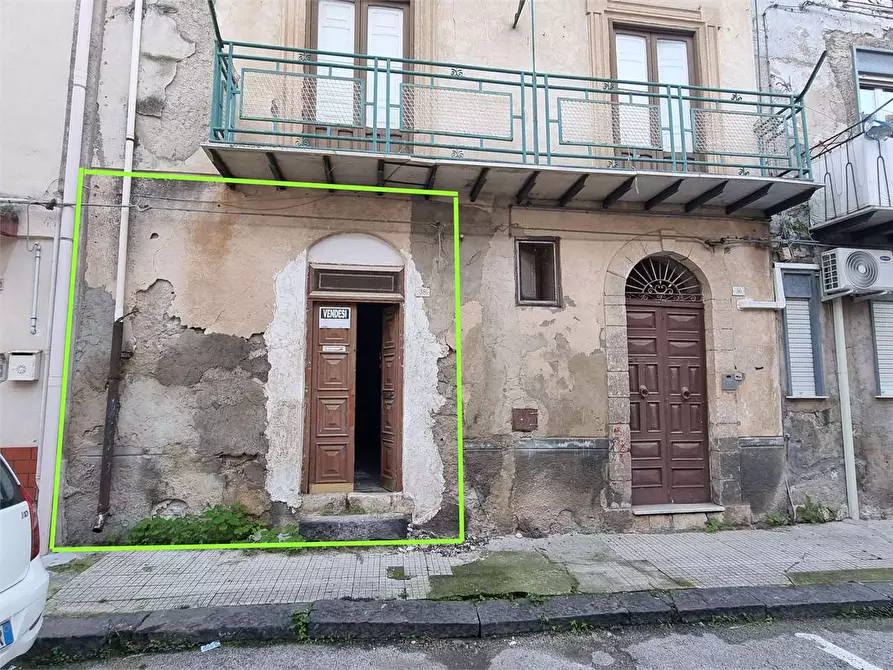 Immagine 2 di Magazzino in affitto  a Campofranco