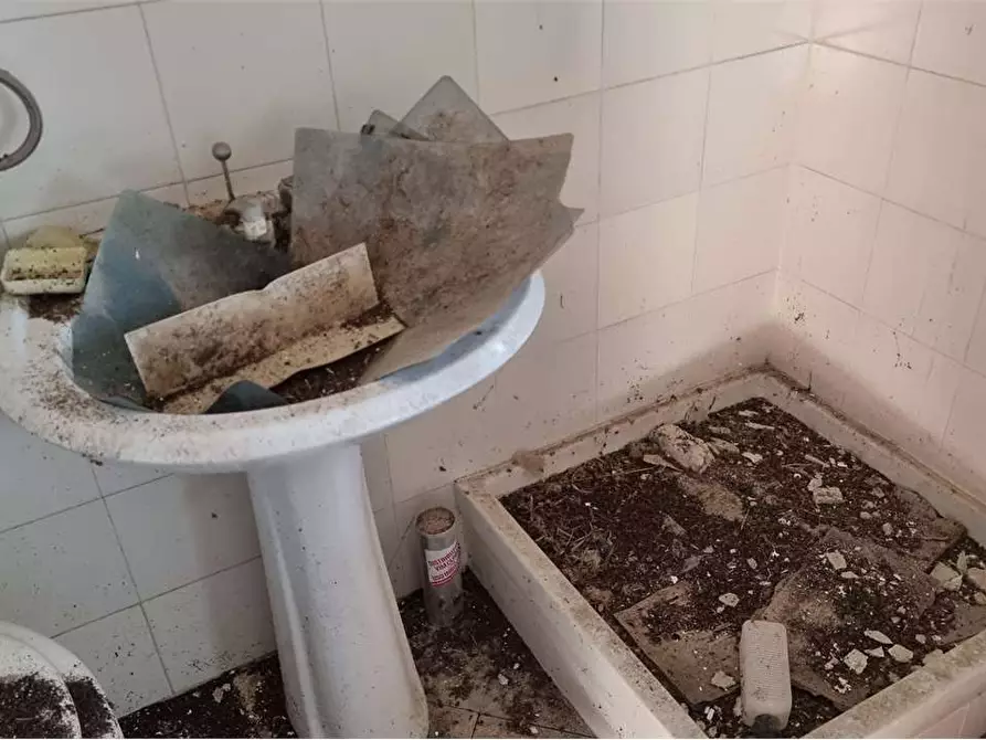 Immagine 19 di Casa indipendente in affitto  in Via Comaschi 45 a Grotte
