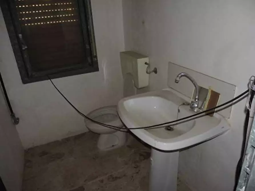 Immagine 7 di Magazzino in affitto  in Via Kennedy 2 a Favara