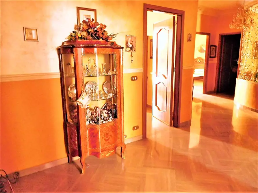 Immagine 20 di Quadrilocale in vendita  in VIA EMPEDOCLE a Favara