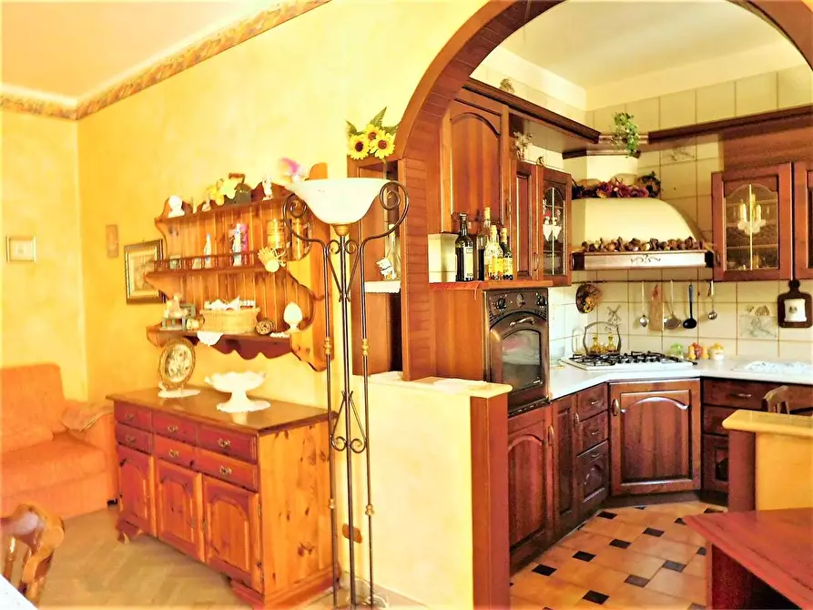 Immagine 23 di Quadrilocale in vendita  in VIA EMPEDOCLE a Favara