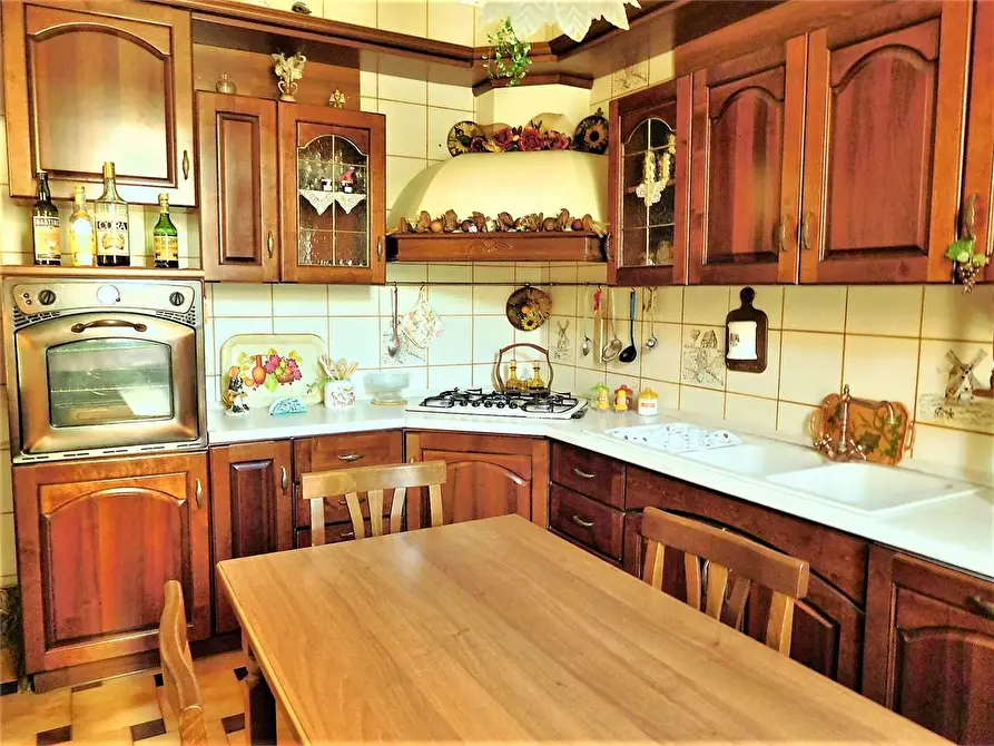 Immagine 25 di Quadrilocale in vendita  in VIA EMPEDOCLE a Favara