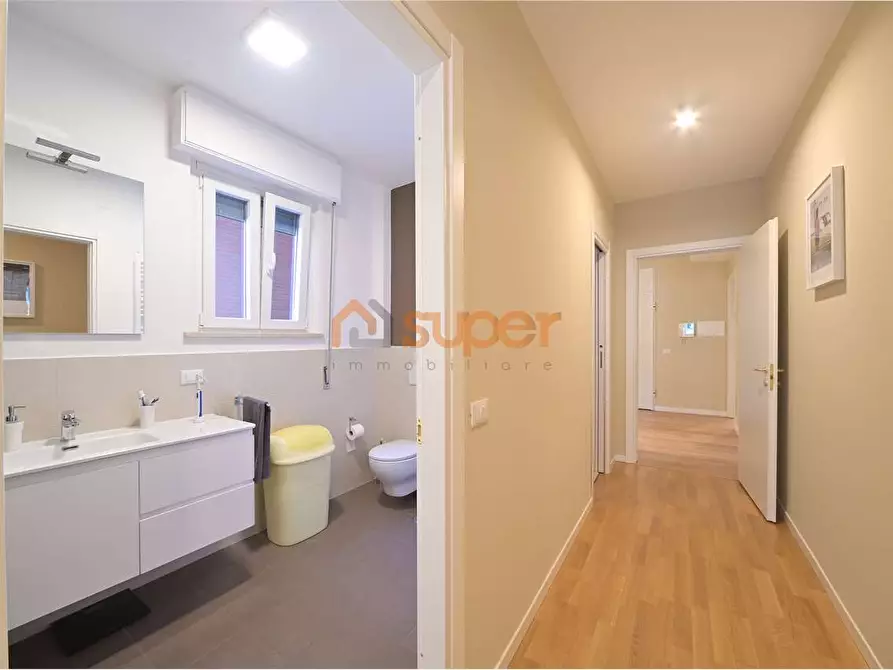 Immagine 9 di Quadrilocale in vendita  in Via Romeo Gallenga a Perugia