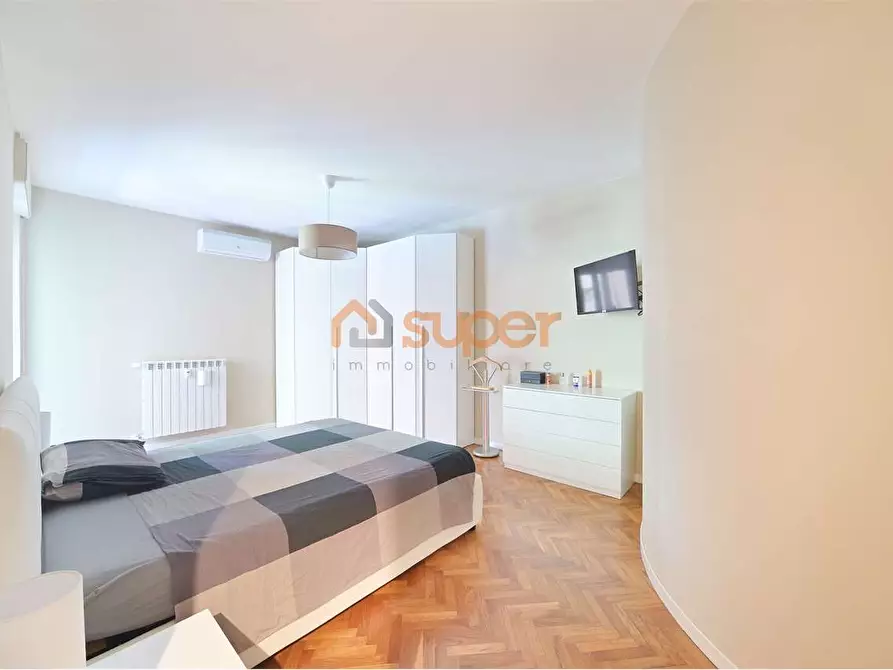 Immagine 10 di Quadrilocale in vendita  in Via Romeo Gallenga a Perugia