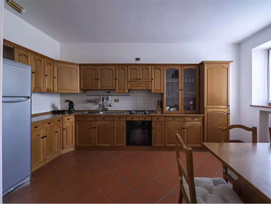 Immagine 4 di Casa bifamiliare in vendita  in Via Palazzetta a Bettona