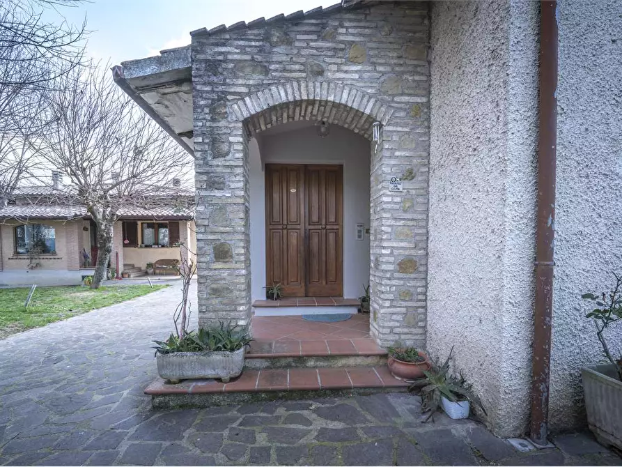 Immagine 9 di Casa bifamiliare in vendita  in Via Palazzetta a Bettona