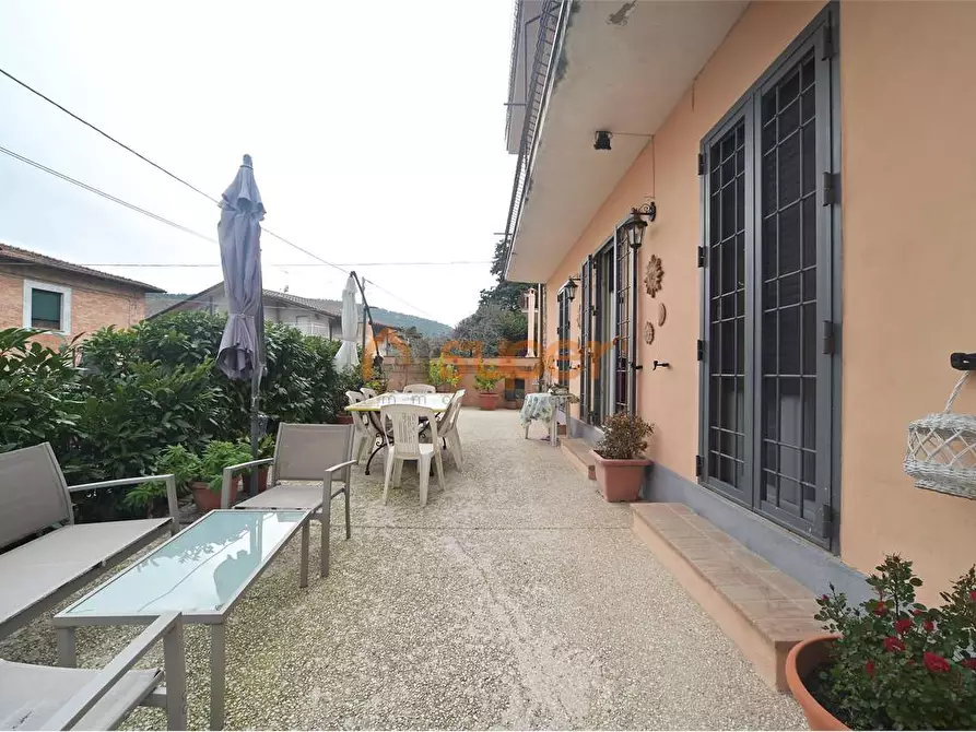 Immagine 10 di Trilocale in vendita  in Via Giuseppe Giusti a Perugia