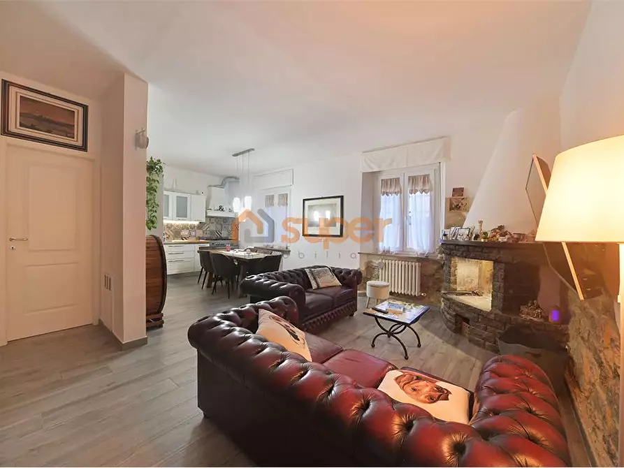 Immagine 2 di Trilocale in vendita  in Via Giuseppe Giusti a Perugia