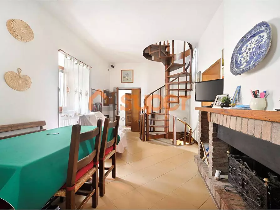 Immagine 2 di Quadrilocale in vendita  in Via Agilla  a Magione