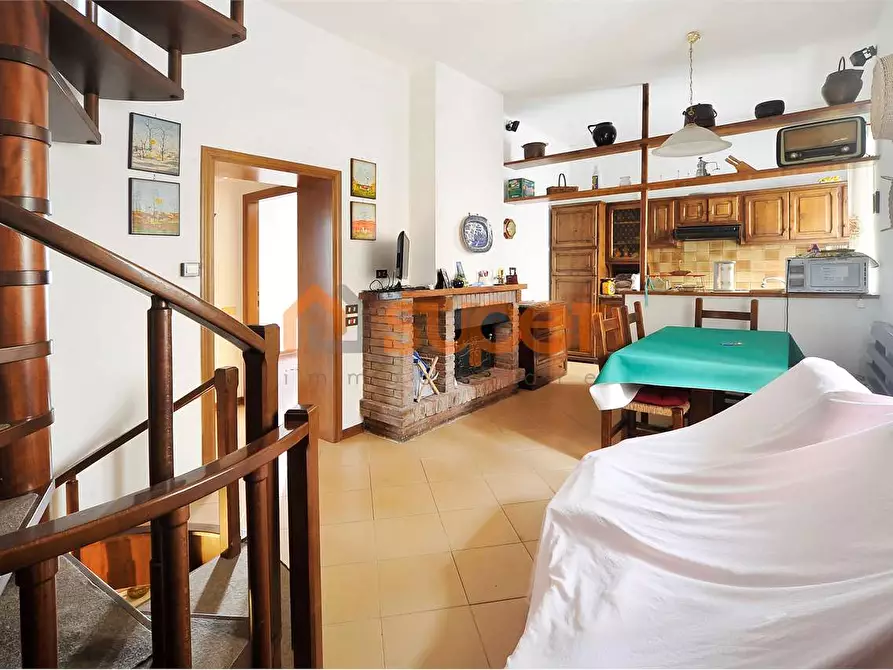 Immagine 8 di Quadrilocale in vendita  in Via Agilla  a Magione