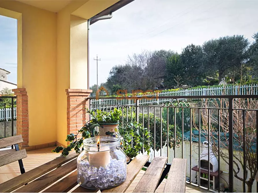 Immagine 7 di Trilocale in vendita  in Via Raffaele Sanzio a Corciano