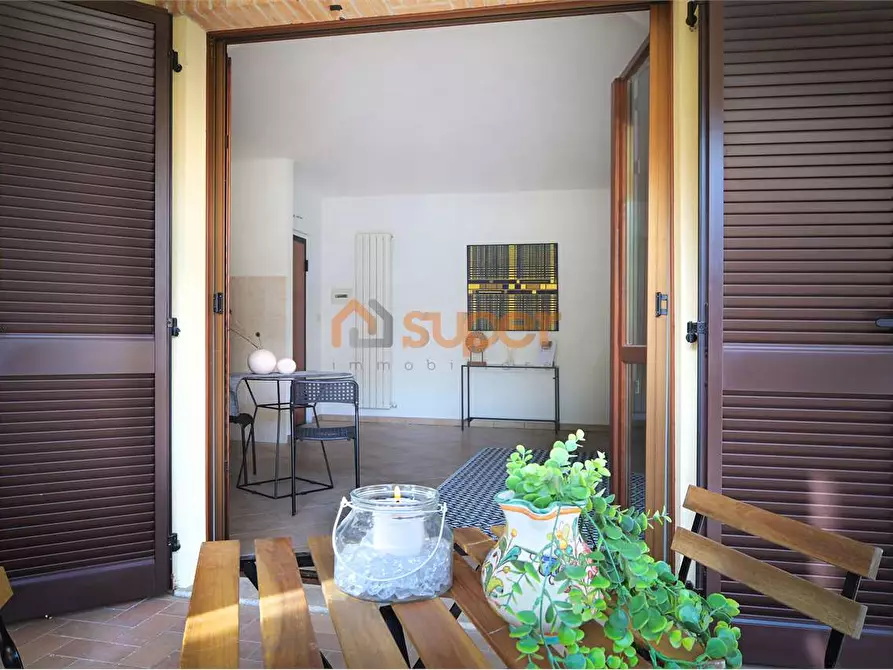 Immagine 2 di Trilocale in vendita  in Via Raffaele Sanzio a Corciano