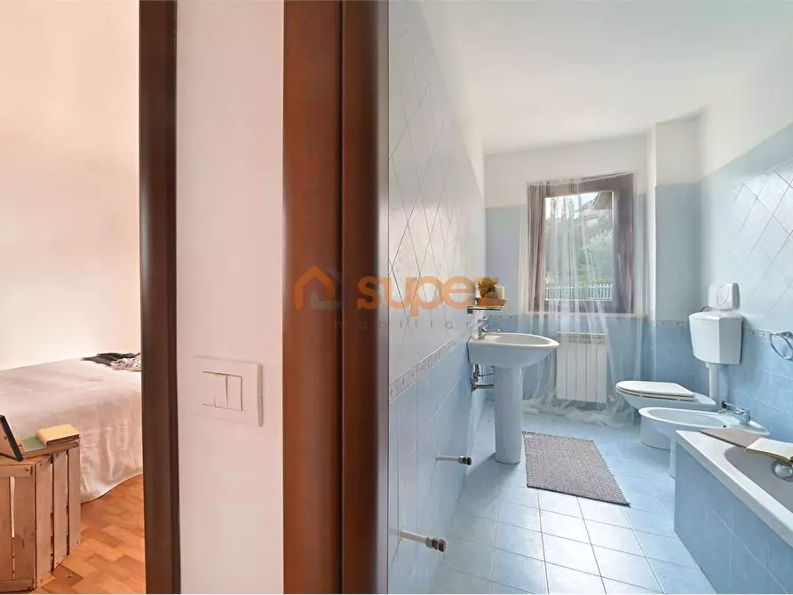 Immagine 12 di Trilocale in vendita  in Via Raffaele Sanzio a Corciano