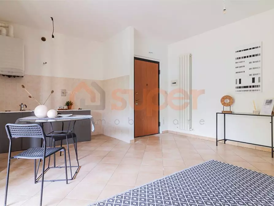 Immagine 3 di Trilocale in vendita  in Via Raffaele Sanzio a Corciano