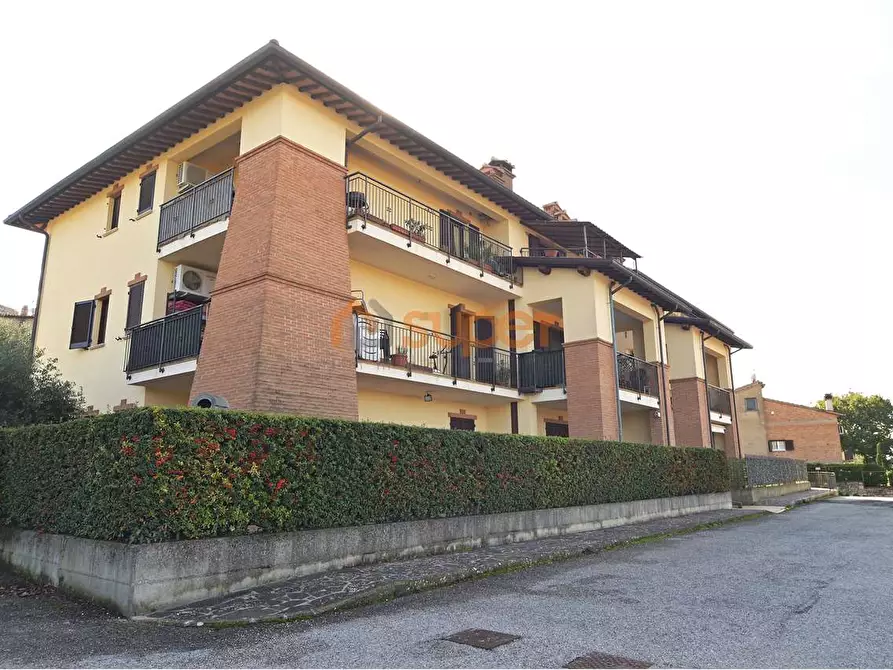 Immagine 20 di Trilocale in vendita  in Via Raffaele Sanzio a Corciano