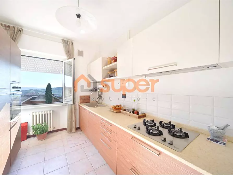 Immagine 4 di Trilocale in vendita  in Via Raniero Gigliarelli a Perugia