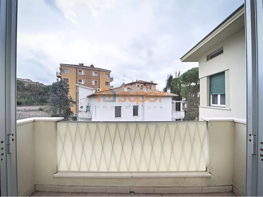 Immagine 3 di Trilocale in vendita  a Perugia