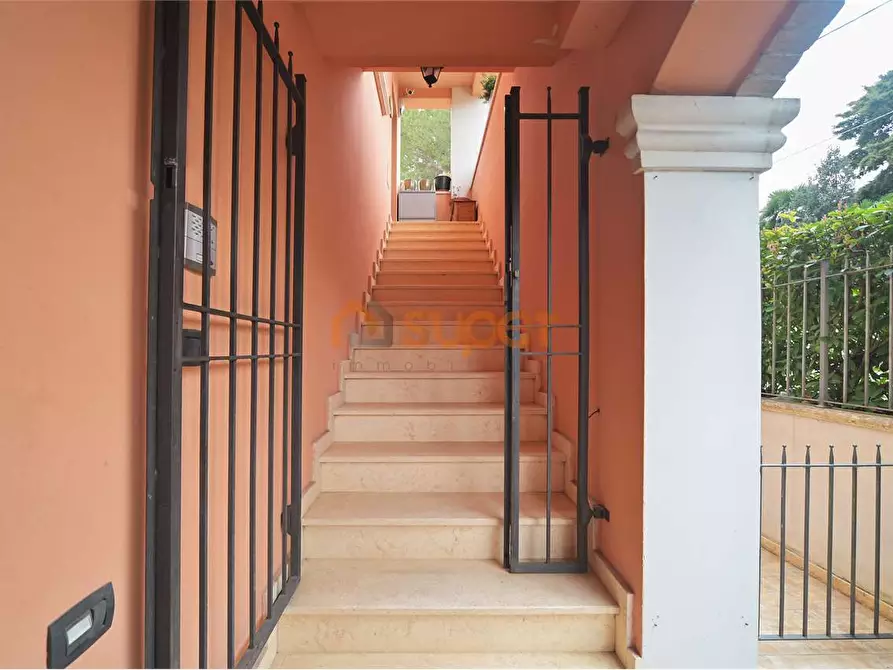 Immagine 17 di Trilocale in vendita  in Via Todi a Perugia