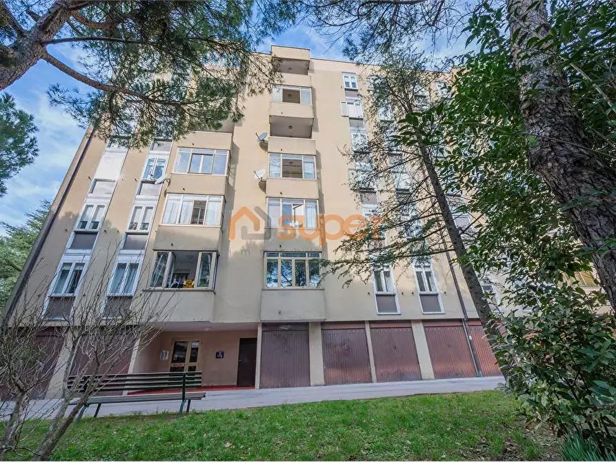 Immagine 14 di Appartamento in vendita  in Via Meucci a Perugia