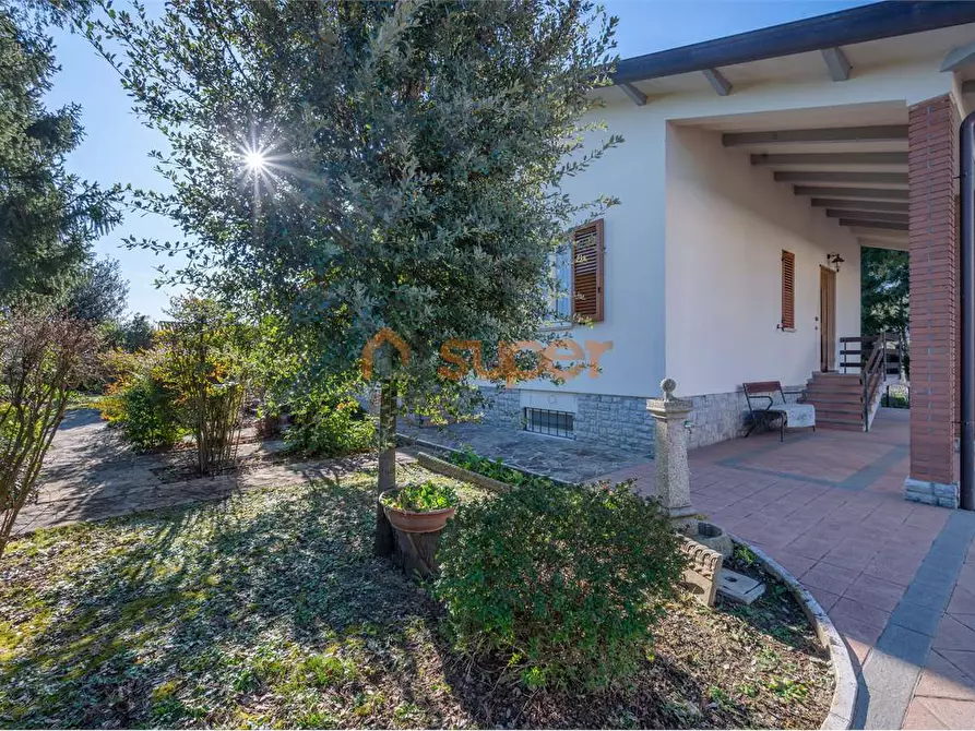 Immagine 8 di Villa in vendita  in Via le Garognole a Perugia