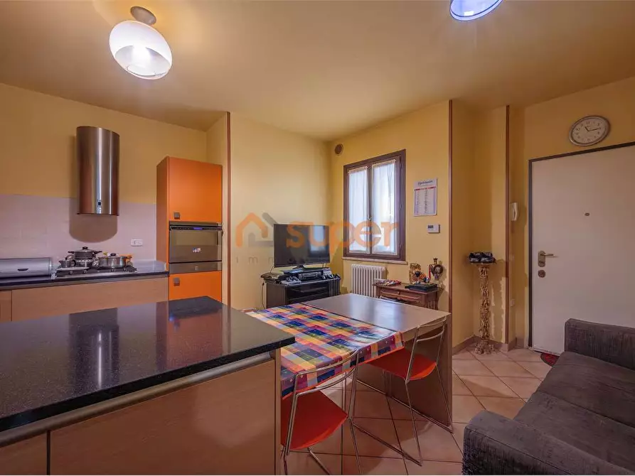 Immagine 4 di Appartamento in vendita  in Via Bocca Trabaria a Fano