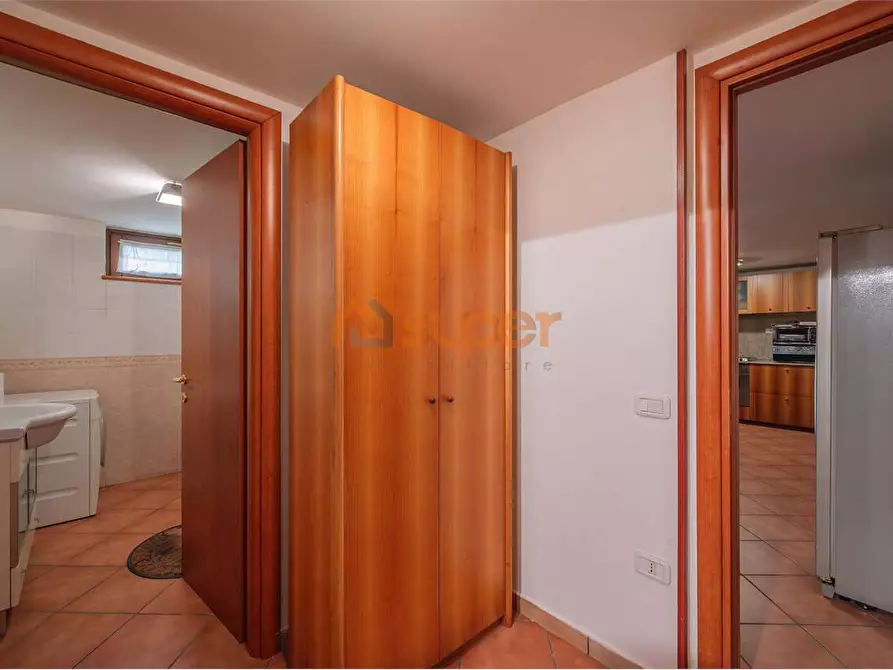 Immagine 11 di Appartamento in vendita  in Via Bocca Trabaria a Fano