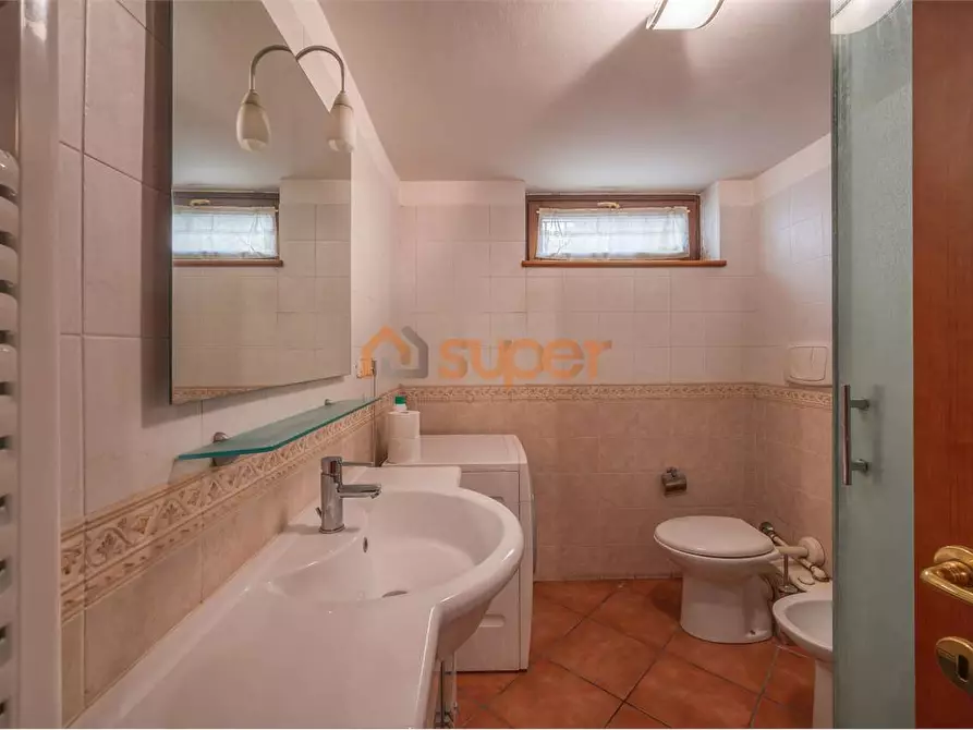 Immagine 13 di Appartamento in vendita  in Via Bocca Trabaria a Fano