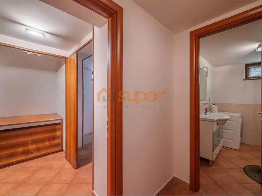 Immagine 12 di Appartamento in vendita  in Via Bocca Trabaria a Fano