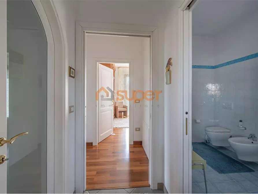 Immagine 15 di Casa indipendente in vendita  in Via dei Tigli a Castiglione Del Lago