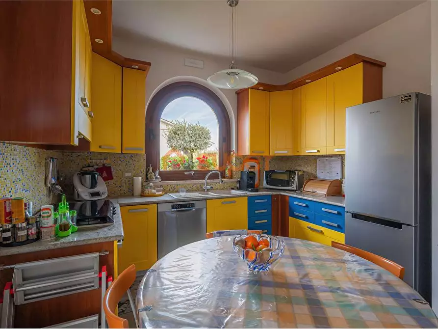 Immagine 12 di Casa indipendente in vendita  in Via dei Tigli a Castiglione Del Lago