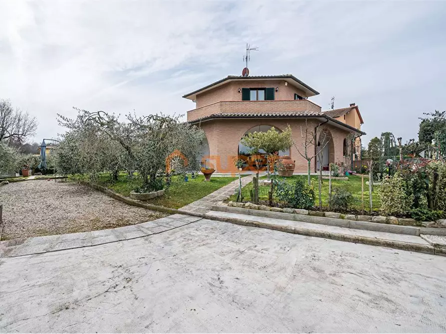 Immagine 46 di Casa indipendente in vendita  in Via dei Tigli a Castiglione Del Lago