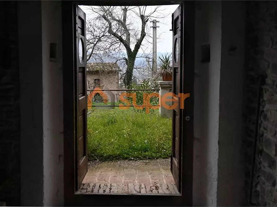 Immagine 5 di Stabile in vendita  in Località Colle  a Nocera Umbra