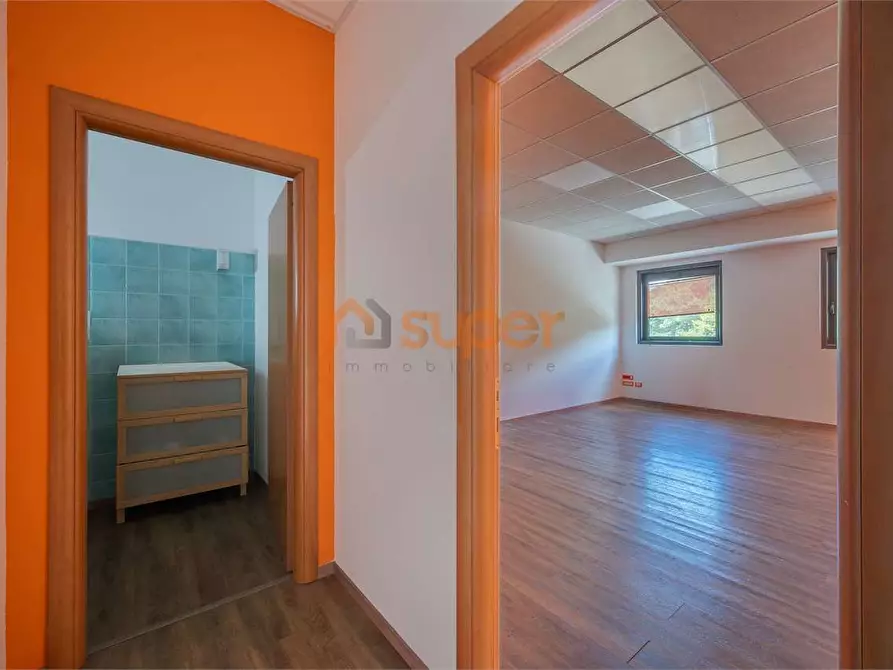 Immagine 8 di Capannone industriale in vendita  in Via delle fascine a Perugia