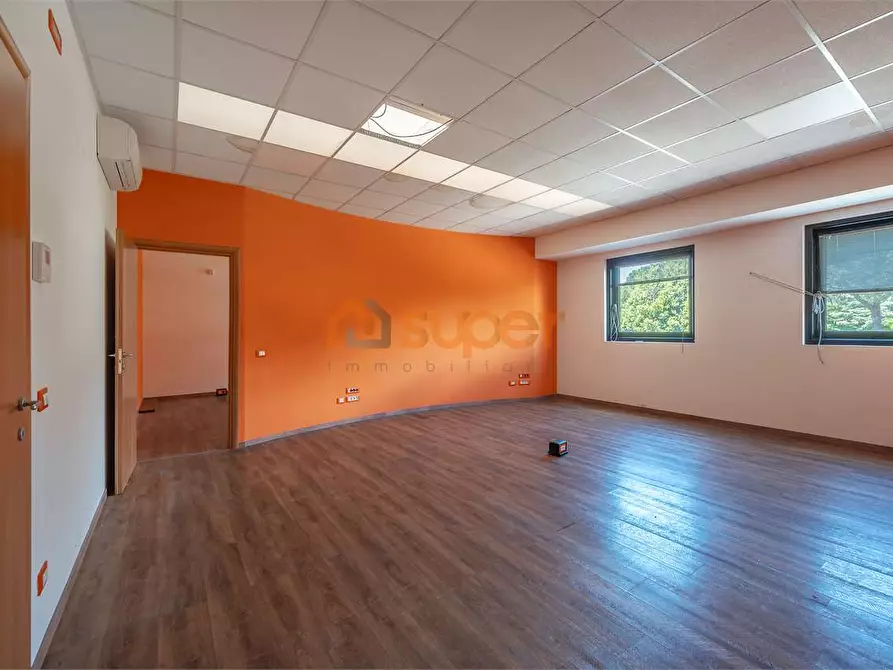 Immagine 1 di Capannone industriale in vendita  in Via delle fascine a Perugia