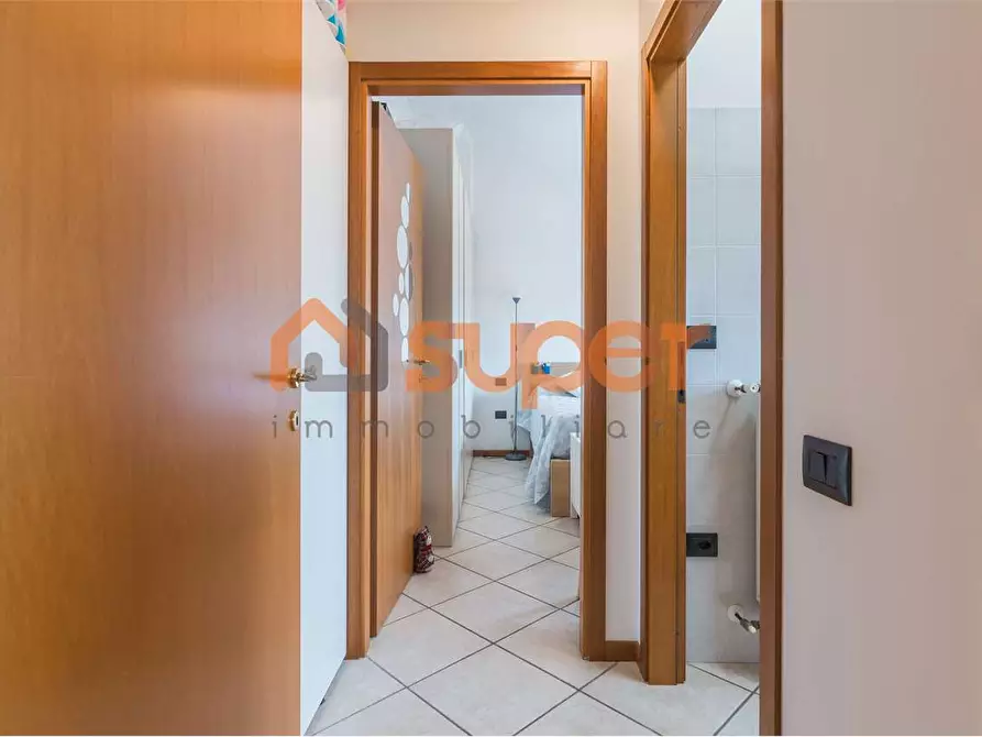 Immagine 12 di Appartamento in vendita  in Via Lago Maggiore  a Fano