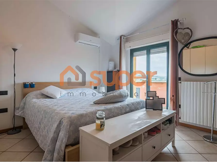 Immagine 14 di Appartamento in vendita  in Via Lago Maggiore  a Fano