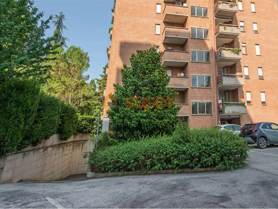 Immagine 5 di Garage in vendita  in Via Guerriero Guerra a Perugia