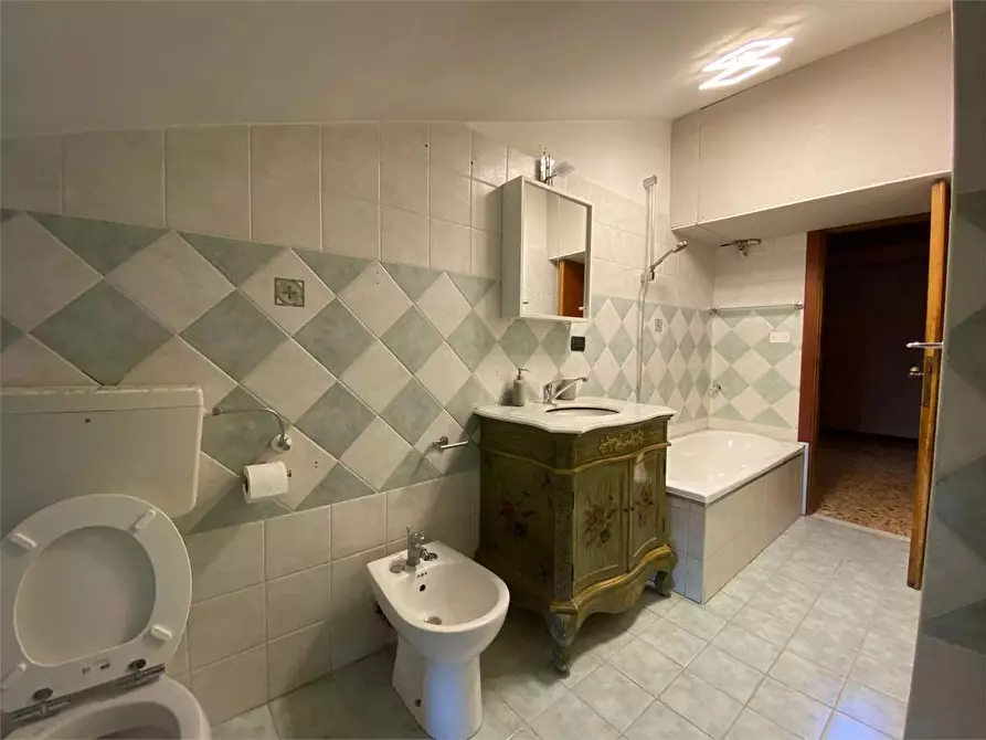 Immagine 19 di Quadrilocale in affitto  in Via Vincenzo Bellini  a Perugia