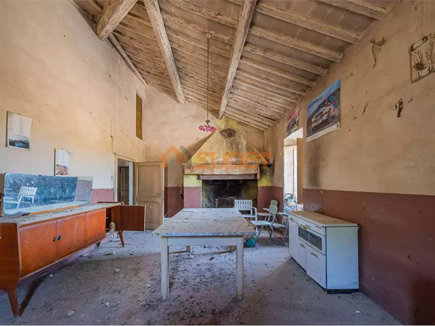 Immagine 6 di Rustico / casale in vendita  in Strada Capriano di Montefreddo a Perugia