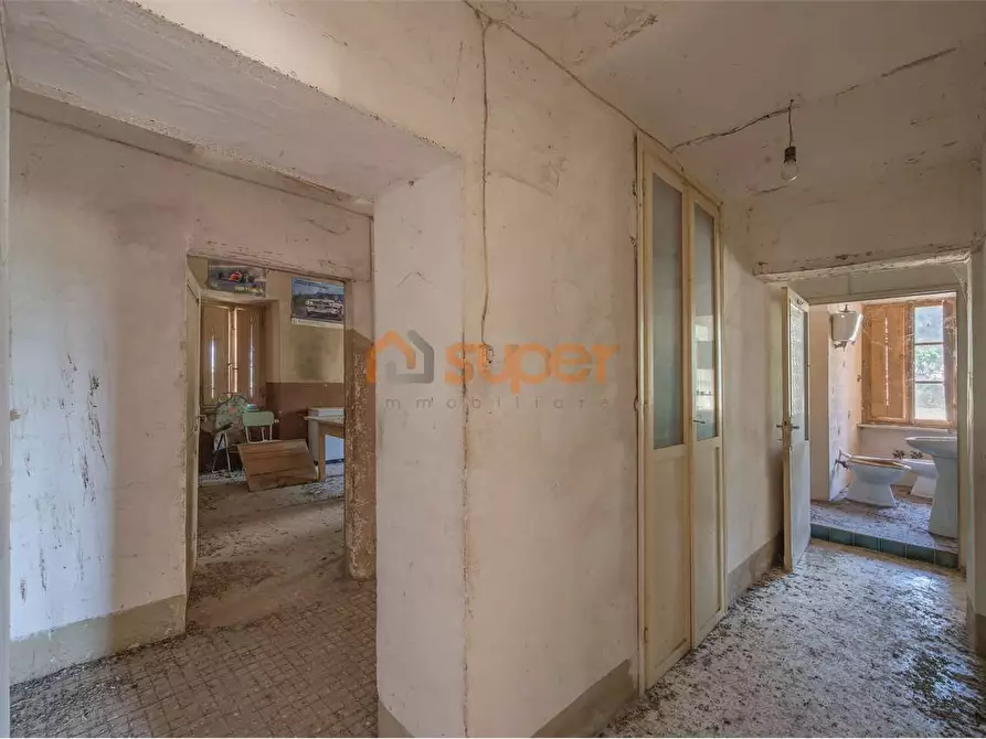 Immagine 9 di Rustico / casale in vendita  in Strada Capriano di Montefreddo a Perugia