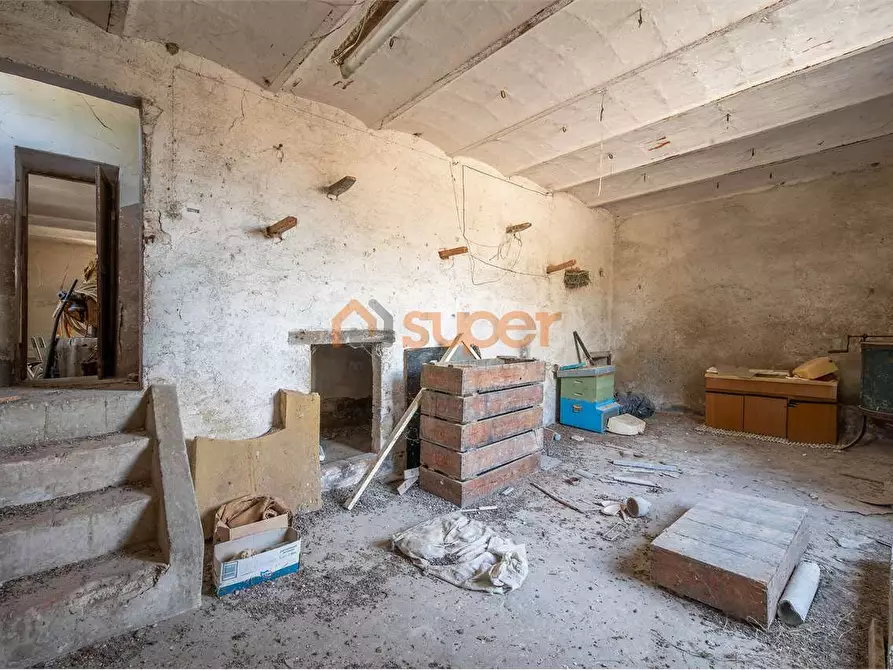 Immagine 5 di Rustico / casale in vendita  in Strada Capriano di Montefreddo a Perugia