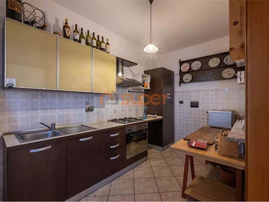 Immagine 4 di Quadrilocale in vendita  in Via Assisi a Torgiano